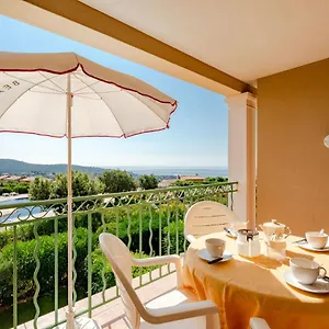 https://apartment-le-hameau-des-issambres5.fr-provencehotel.com