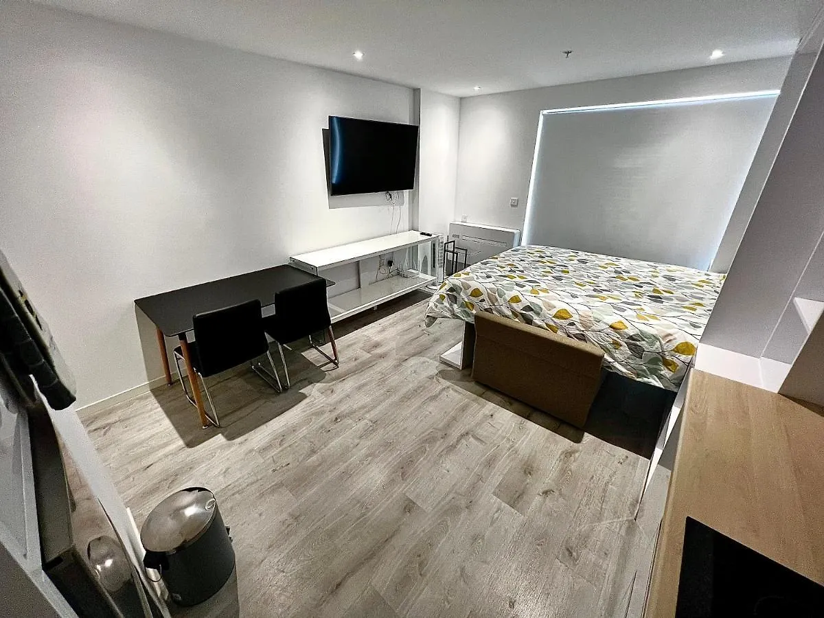 Modern Studio Apartment In Gibraltar - The Hub